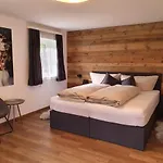 Dornau Apartament *